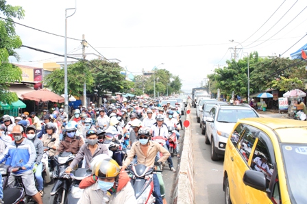 5 ngày, 121 người chết vì tai nạn giao thông