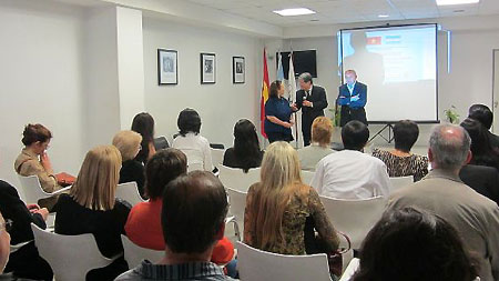 Vietnamese land and people exhibition in Argentina