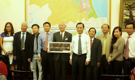 Lãnh đạo thành phố Đà Nẵng gặp gỡ Đoàn Nhà báo kiều bào