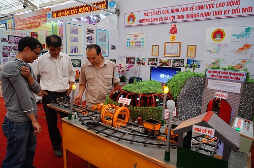 Khai mạc triển lãm  Quảng Ninh 50 năm - Hội tụ và lan tỏa