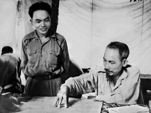 Images précieuses sur le Président Hô Chi Minh et le Général Vo Nguyên Giap