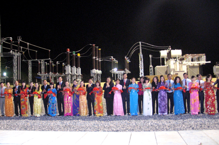 广宁省姑苏岛县正式用上国家电能