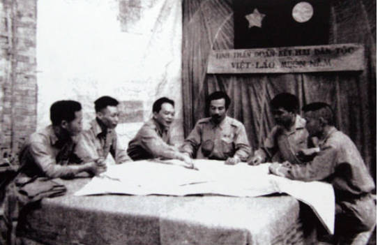 Đại tướng Võ Nguyên Giáp sống mãi trong lòng nhân dân Lào