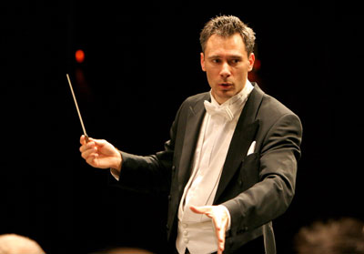 Conductor Charles Olivieri-Munroe to perform in Vietnam