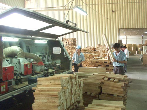 Wood exports likely to hit USD5 5 billion in 2013