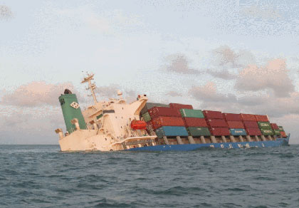 Vụ va chạm giữa 2 tàu nước ngoài trên vùng biển Vũng Tàu Xuất hiện dầu tràn