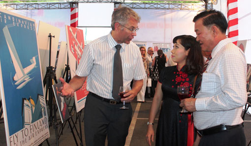 Over 100 Finnish posters displayed in southern Binh Duong province