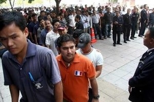 Malaysian guest workers to have biometric cards soon