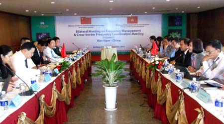 越中加强频率管理与协调