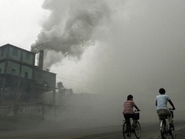 Báo động lượng khí CO2 trong khí quyển lên mức cao kỷ lục