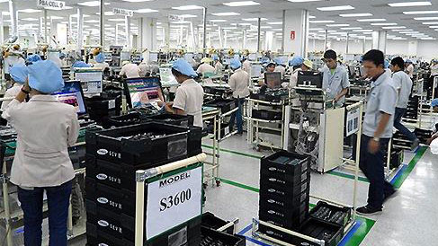 Mobile phone exports up 76 percent