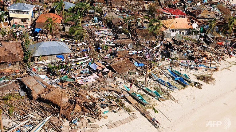 Le typhon Haiyan aurait fait 1200 morts aux Philippines