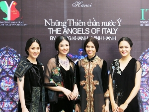 Programme de mode Les anges italiens à Hanoi
