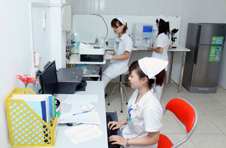 Phòng khám chữa bệnh Chữ Thập đỏ Đông Anh Phát huy ý nghĩa thiết thực trong chăm sóc sức khỏe ban đầu cho người dân địa phương