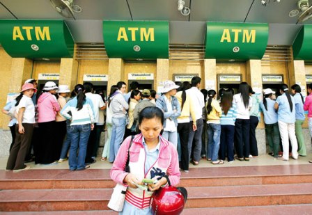 Khuyến cáo chủ thẻ khi thực hiện các giao dịch tại ATM dịp cuối năm