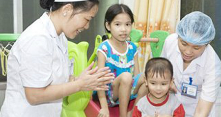 Bệnh viện Nhi Trung ương góp ý hoàn thiện mô hình thí điểm Phòng Công tác xã hội