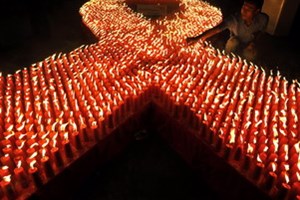 Đầu tư hiệu quả hơn cho phòng, chống AIDS
