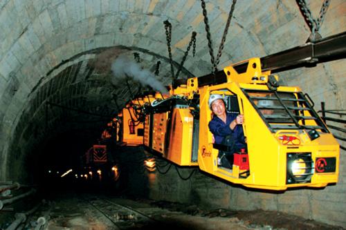 Vinacomin, Czech businesses boost ties
