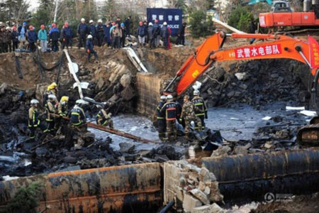 Oil pipeline explosion death toll reaches 62 people