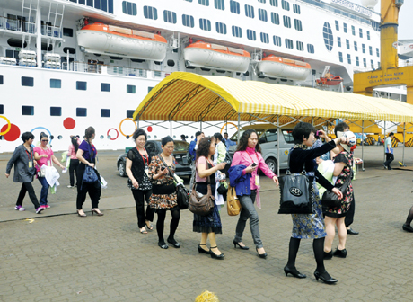 Ha Long to welcome over 80 cruise ships in 2014