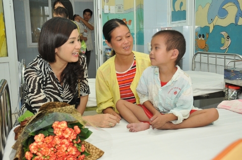 Hàng chục nghìn trẻ chờ được phẫu thuật tim