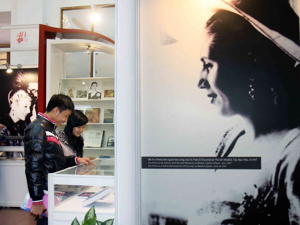 “Eva Perón – Ambassador of Peace” exhibition in Hanoi