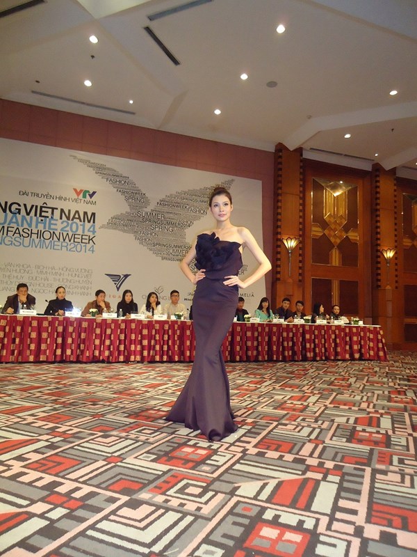 Vietnam Fashion Week Spring Summer 2014