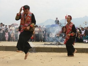 Lao Cai festivals draw visitors during Tet
