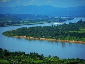 Laos, Myanmar build friendship bridge