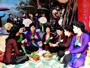 2013年佛迹寺庙会与林庙会保持民族传统特色