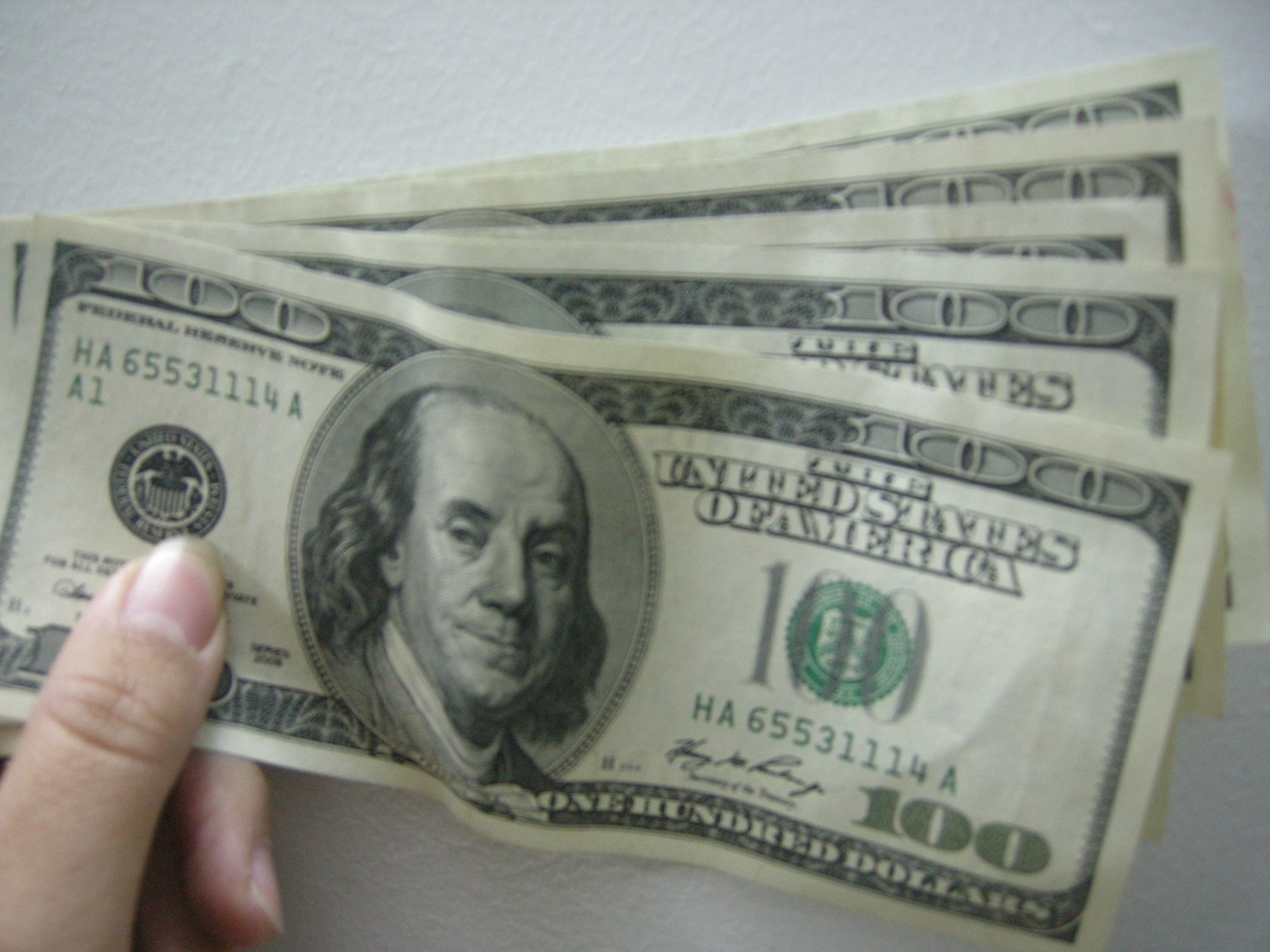 USD ngân hàng chạm mốc 21 000 VND