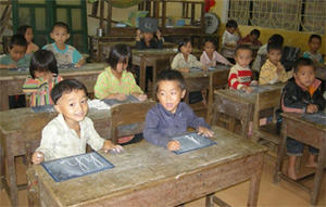 Nhân Ngày Quốc tế Tiếng mẹ đẻ 2013