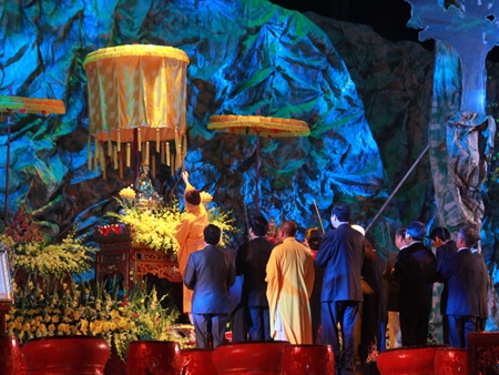 Quang Ninh ouverture de la fête printanière de la pagode de Yen Tu 2013