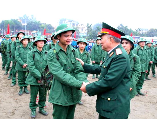 Tuổi trẻ đất Tổ nô nức lên đường nhập ngũ