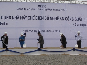 Wood processing plant built in Nghe An