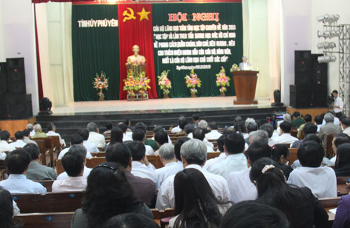Phú Yên Hội nghị quán triệt chuyên đề “Học tập và làm theo tấm gương đạo đức Hồ Chí Minh” năm 2013