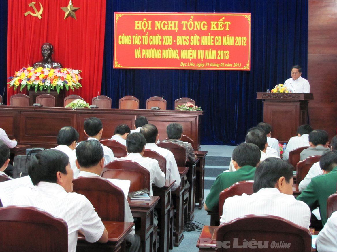 Tiếp tục xây dựng tổ chức cơ sở Đảng trong sạch vững mạnh
