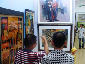 Hue ouverture de l’exposition des Beaux-Arts des jeunes vietnamiens de 2013