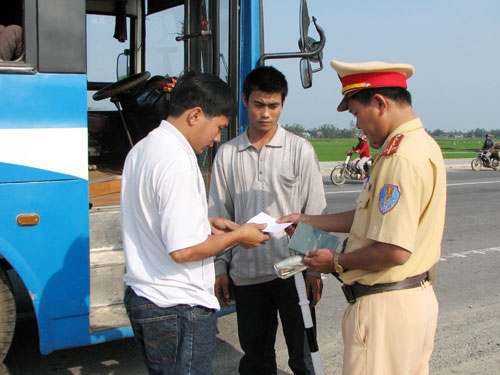 Xử lý nghiêm những vi phạm về quản lý và điều kiện kinh doanh vận tải