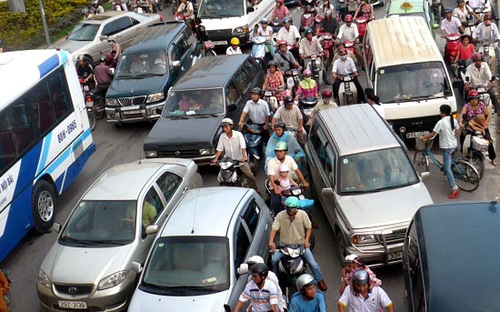 Hiệp hội vận tải Hà Nội ủng hộ xử phạt xe ô tô không sang tên đổi chủ