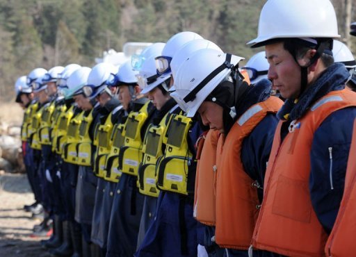 Japon minute de silence pour les 20 000 victimes du tsunami du 11 mars 2011