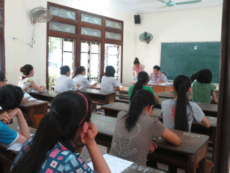 Tăng lệ phí tuyển sinh đại học, cao đẳng năm 2013