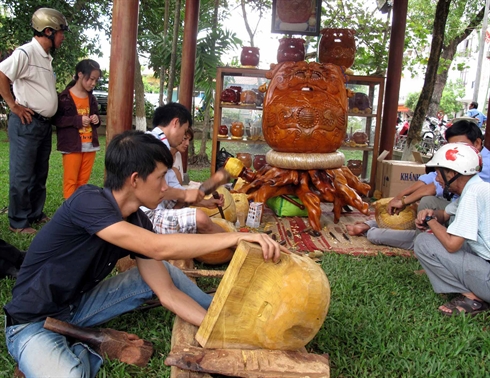 Huê ouverture de l Espace des artisans et villages de métiers