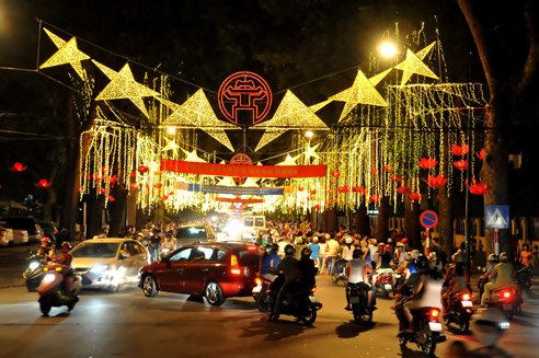 Diverse cultural activities in Hanoi to mark great festivals