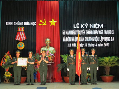 Đảng bộ Binh chủng Hóa học gắn thực hiện Chỉ thị 03-CT TW của Bộ Chính trị với Nghị quyết Trung ương 4 khóa XI