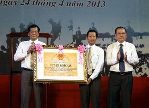 越南芹苴市弯弓路被列入国家级历史遗迹名录