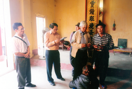 Người say mê giữ hồn dân tộc