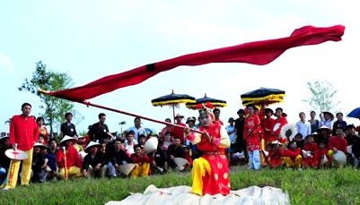 Tưng bừng lễ hội Gióng 2013