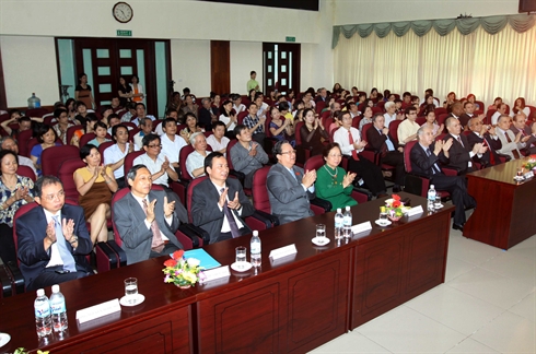 Célébration de la 50e Journée mondiale de l Afrique à Hanoi