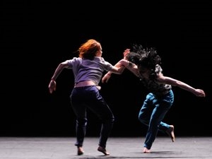 Bất ổn đô thị vào vở múa Tiger Tiger Burning Bright